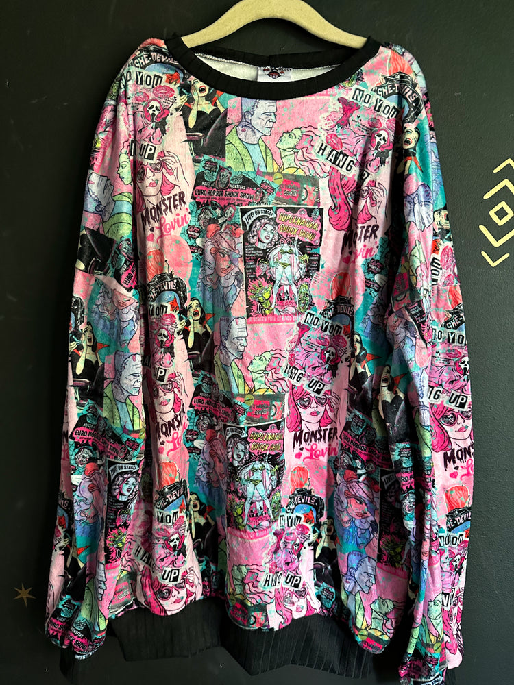 Kids 10 Squish Sweater - Pink Halloween Collage