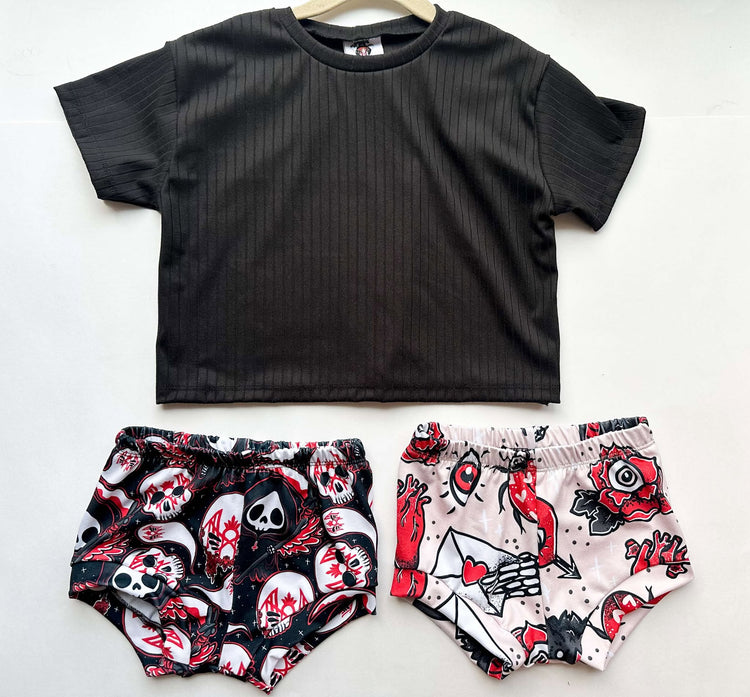 18-24m 3 piece set - Boxy & 2 pairs of shorties